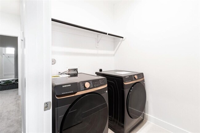 Building Photo - 21111 Rio San Jose Ct