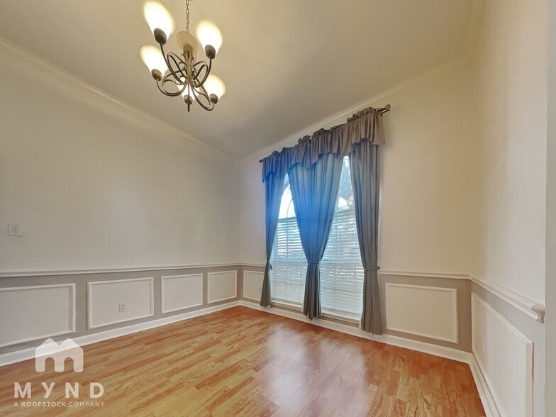 Building Photo - 23831 Norton House Ln