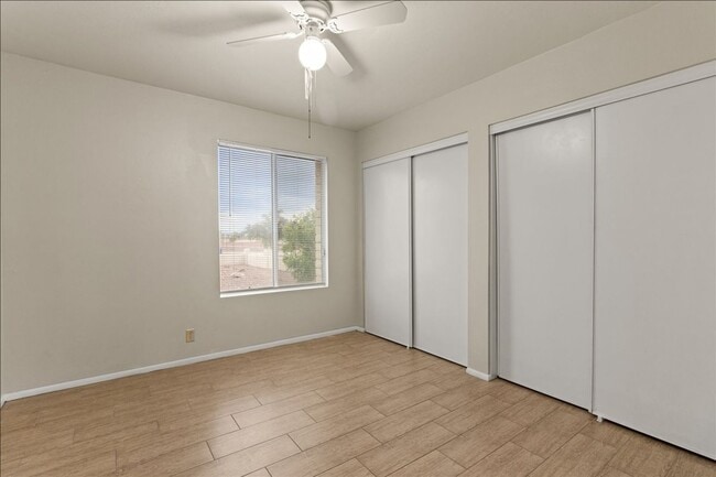 Building Photo - Spectacular Updates, 3 Bedroom 2 Bath
