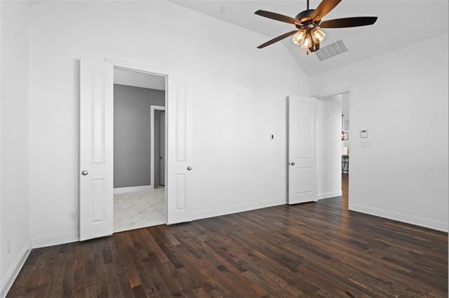Building Photo - 14220 Greenside Dr
