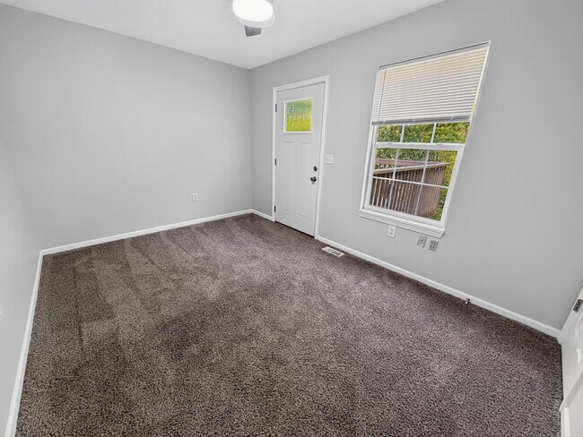 Building Photo - 5318 Godas Cir
