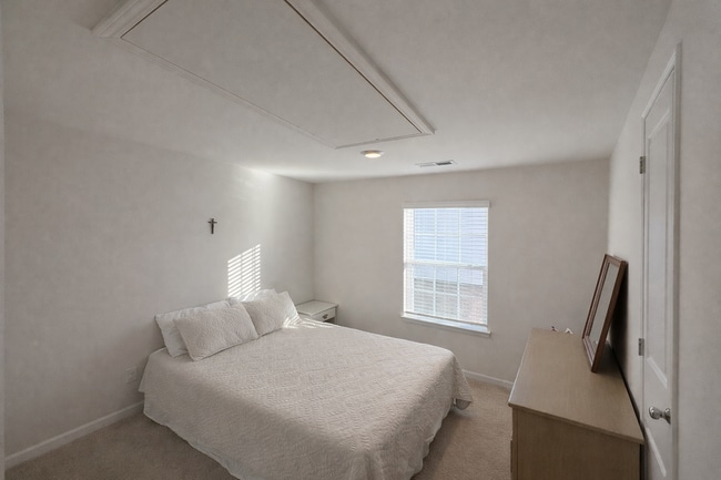 Building Photo - 1407 N Wilshire Ct