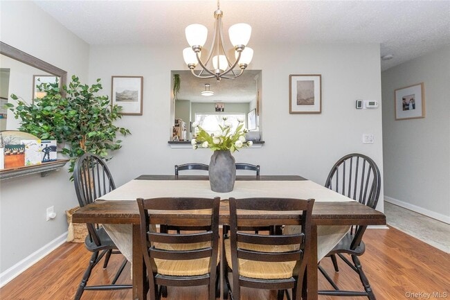 Building Photo - 3 Evergreen Way