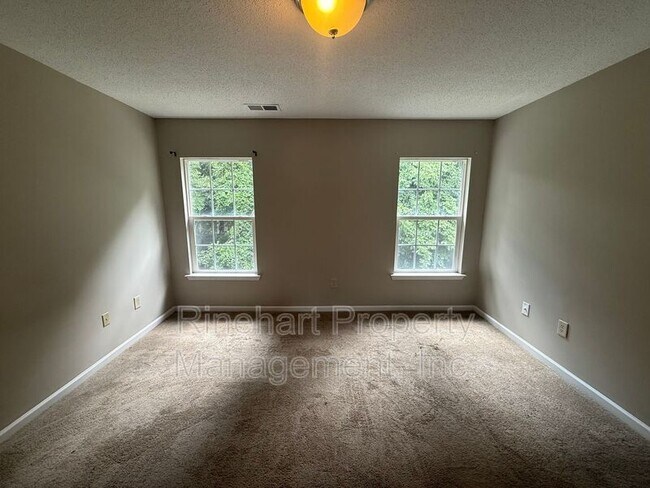 Building Photo - 760 Tavern Ct
