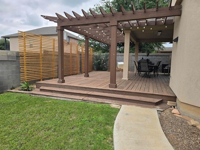Building Photo - 123 Veracruz Dr