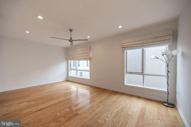 Building Photo - 444 Fairmount Ave