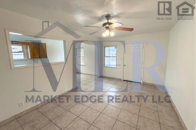 Building Photo - 2Bed/1Bath House at AZ-202/24th St! Ready for Immediate Move-In! -- NO HOA! RV PARKING!