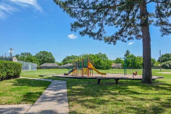 Building Photo - 6428 Alisa Ln