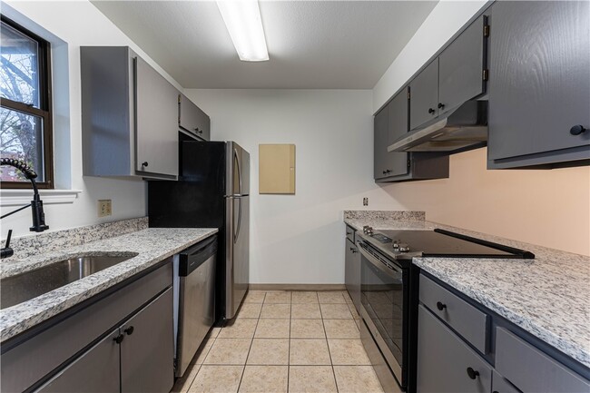 Building Photo - 317 Copper Oaks Dr