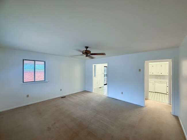 Building Photo - 6911 W 42nd St