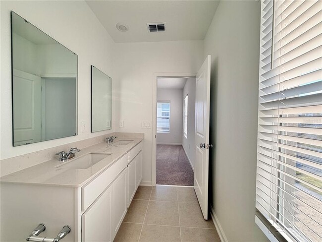 Building Photo - 2348 Rider Rain Ln