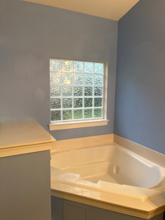 Building Photo - 4502 Firethorne Dr