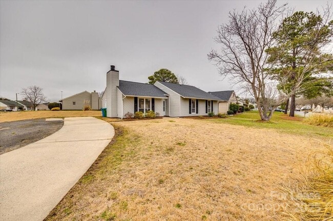 Building Photo - 10932 Copperfield Dr