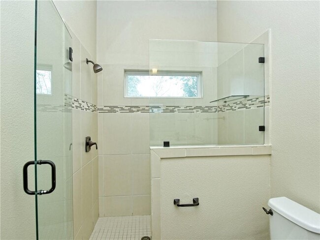 Building Photo - 1409 Sanchez St