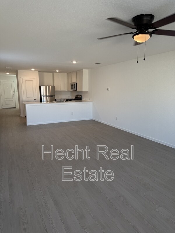 Building Photo - 1526 Tiptop Mdw