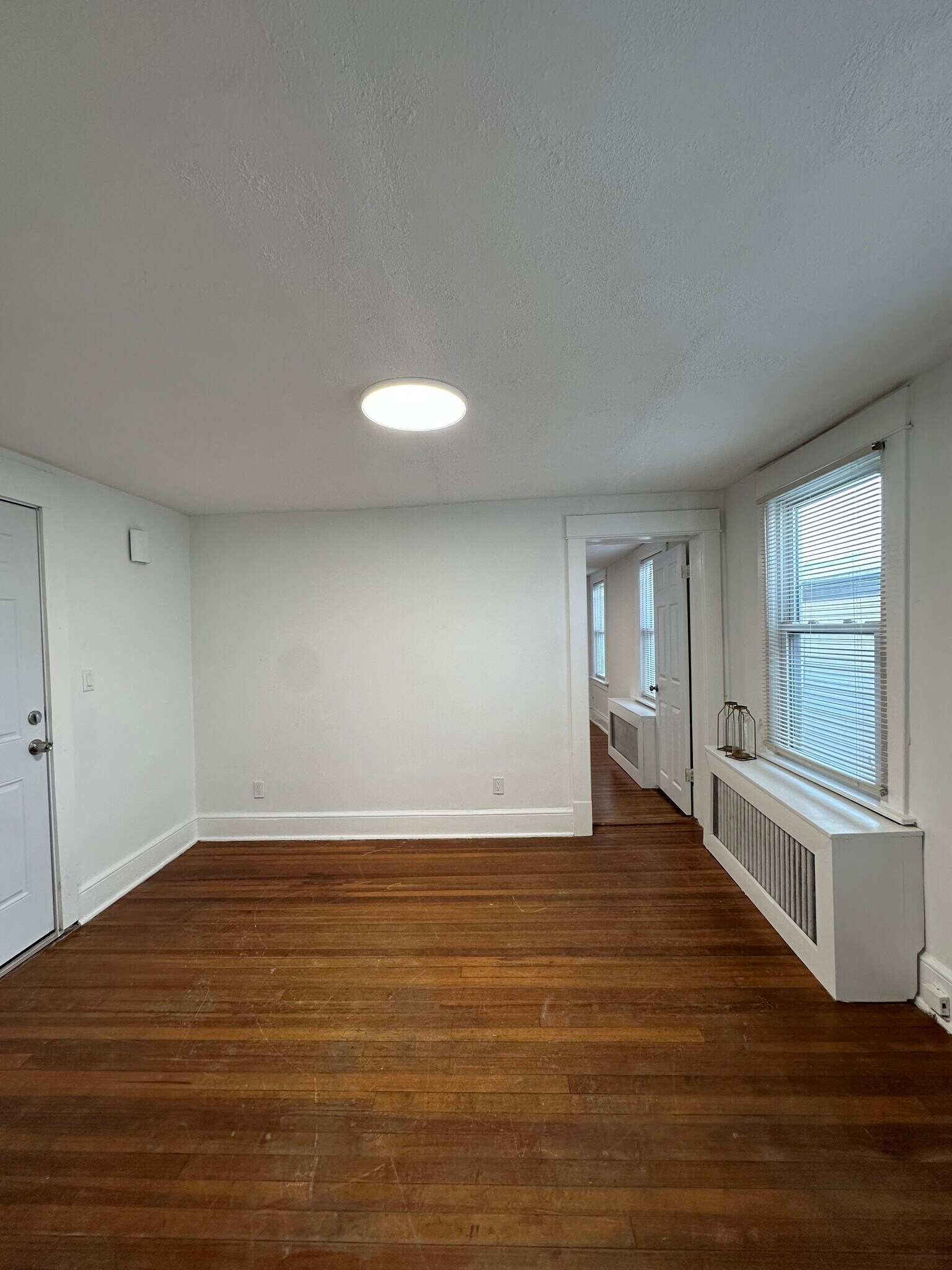 Building Photo - 48 Liberty St