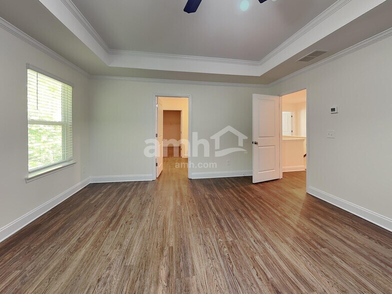 Building Photo - 103 Kirk Dr