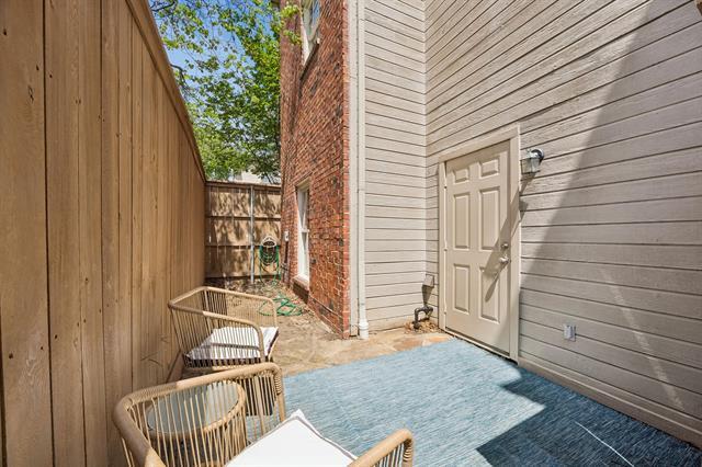 Building Photo - 3101 Rosedale Ave