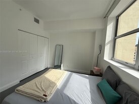 Building Photo - 111 E Flagler St