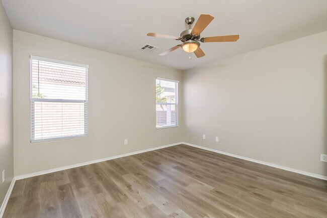 Building Photo - 176 Sandhill Crane Ave