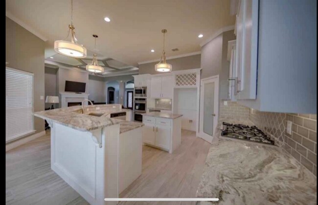 Building Photo - 5701 Bella Di Giorno Dr