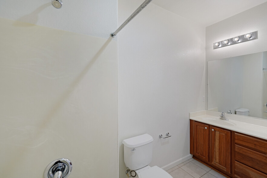 Building Photo - 4276 Steccato Dr