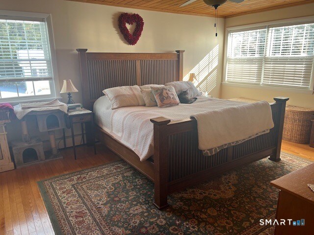 Building Photo - 51 W Lake Ave