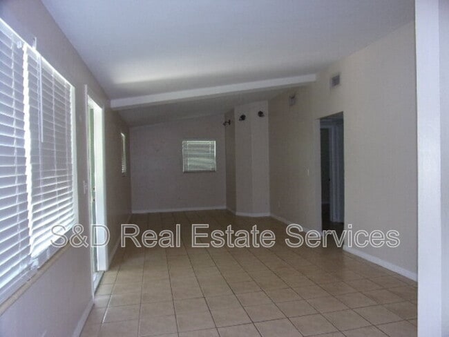 Building Photo - 3021 Balfour Ave