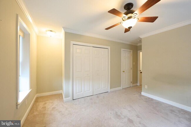 Building Photo - 423 N Orange St