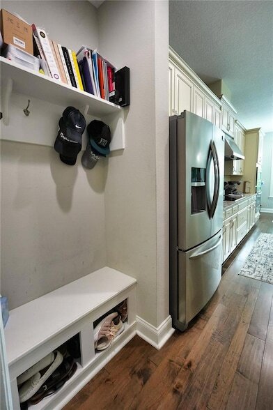 Building Photo - 594 Windy Pne Wy