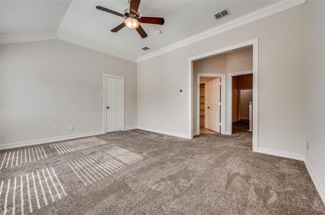 Building Photo - 3935 N Hall St