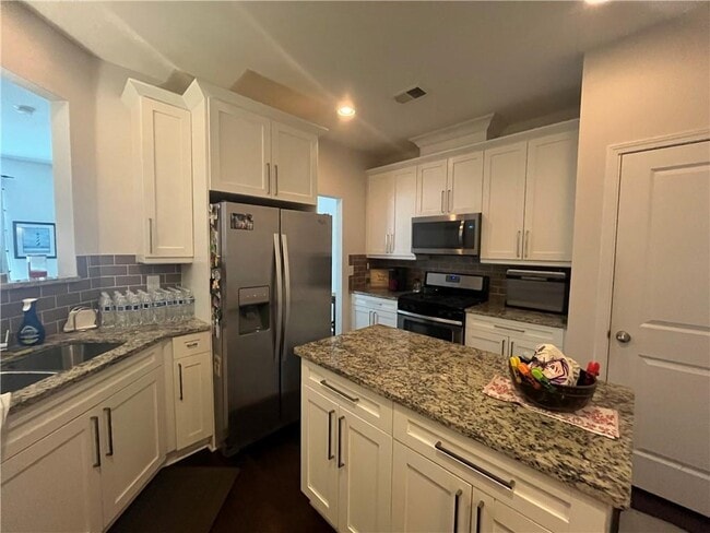 Building Photo - 5545 Bright Cross Wy