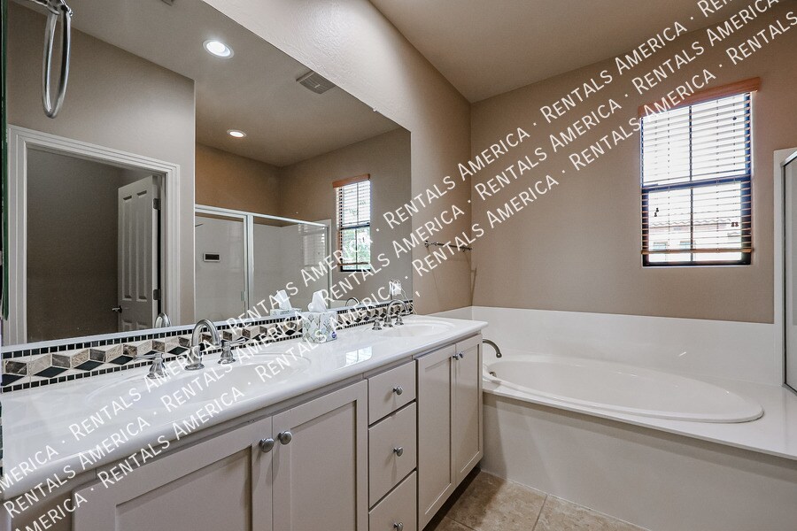 Building Photo - 4777 S Fulton Ranch Blvd