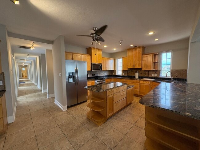 Building Photo - 8612 Eagle Rock Ave NE