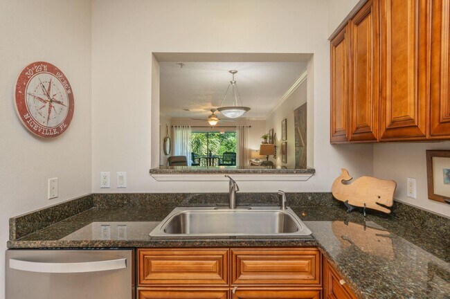 Building Photo - 4276 Calinda Ln