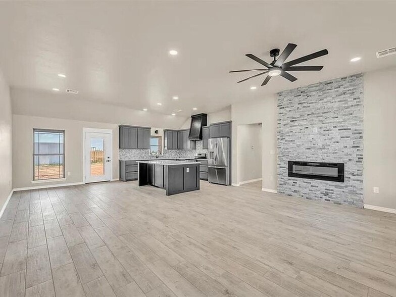 Building Photo - 409 Bobwhite Rd