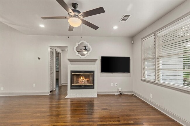 Building Photo - 1273 Lechlade Cir