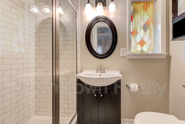 Building Photo - 2622 NW 42nd St