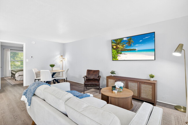 Building Photo - Wild Pines