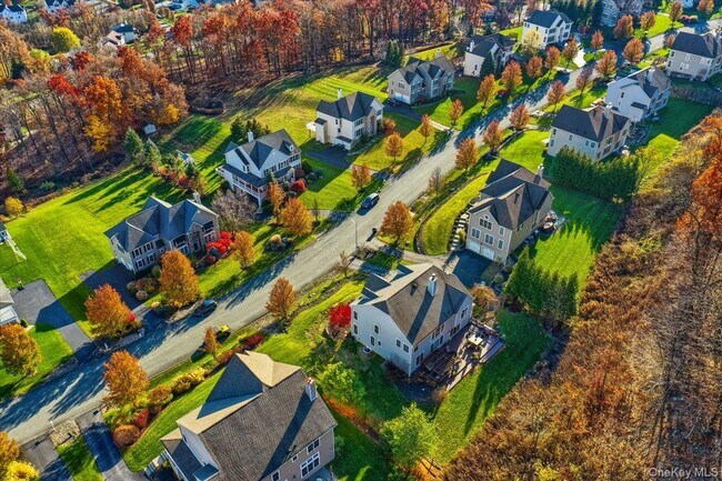 Building Photo - 11 Heather Ridge