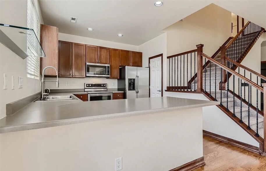 Building Photo - 17381 Waterhouse Cir