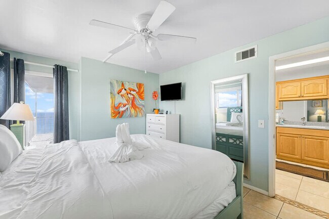 Building Photo - 8743 Thomas Dr