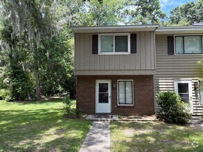 Building Photo - Chapel Creek Villas - 24 Beaver Pond Loop ...