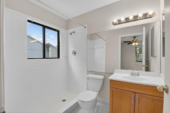 Building Photo - 2300 Germantown Rd