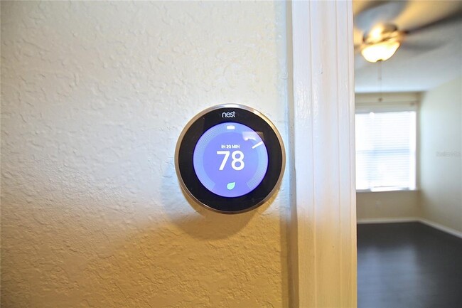 Building Photo - 2905 Antique Oaks Cir