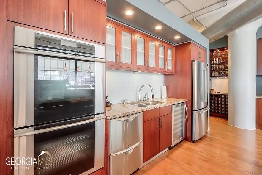 Building Photo - 426 Marietta St NW