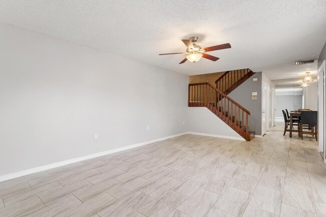 Building Photo - 2410 24th Way