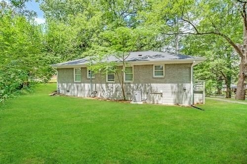 Building Photo - 2234 Holly Hill Dr