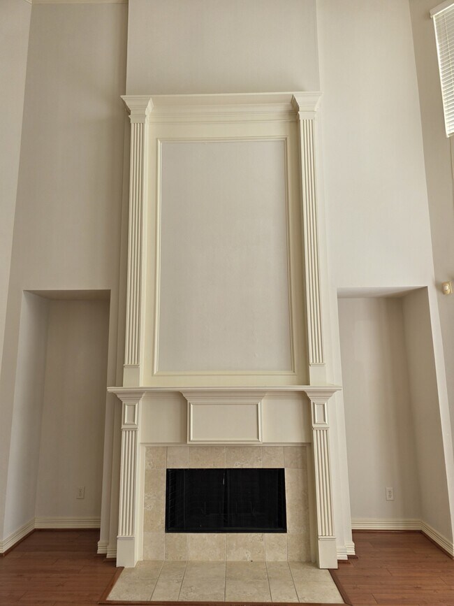 Building Photo - 7006 Paxton Ct