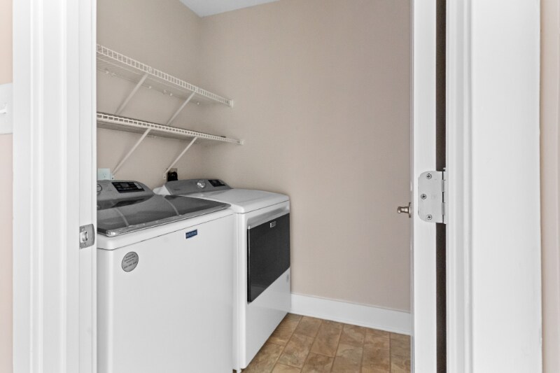 Building Photo - 9905 Bay Ct Ln